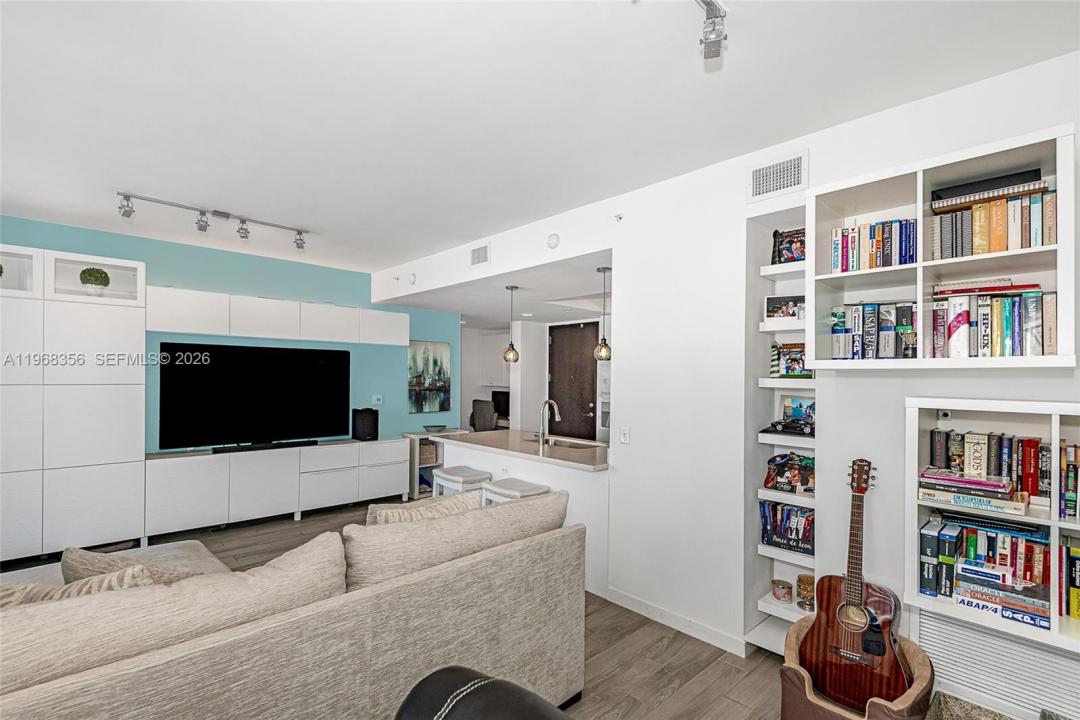 999 SW 1st Ave 3215, Miami, Floride 33130, États-Unis