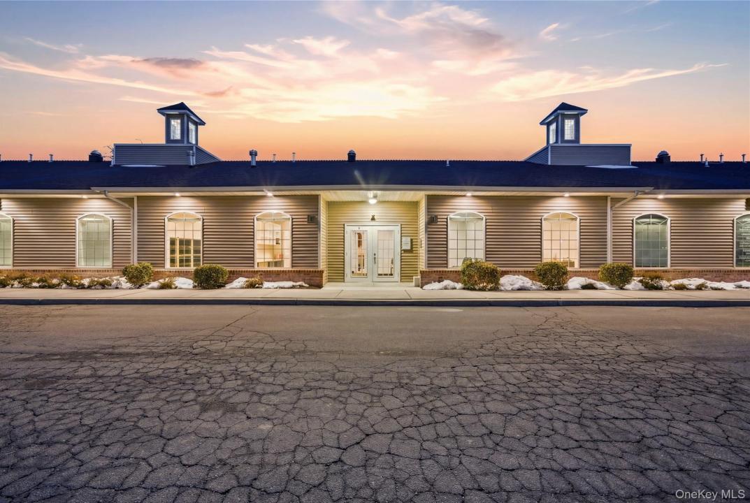 55 2nd Avenue, Islip, New York 11717, États-Unis