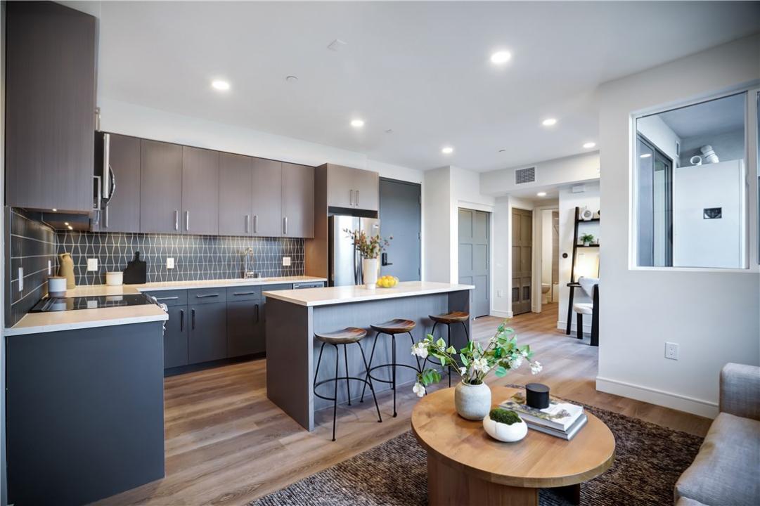 Carlton, Hollywood, Califórnia 90028, Estados Unidos