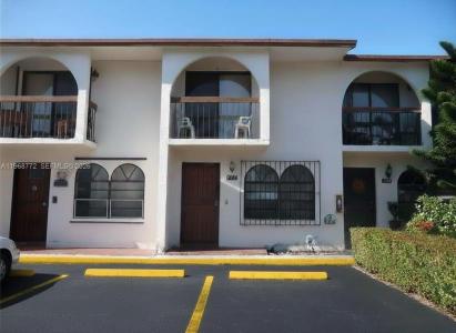 1082 W 79th St 25, Hialeah, Florida 33014, USA