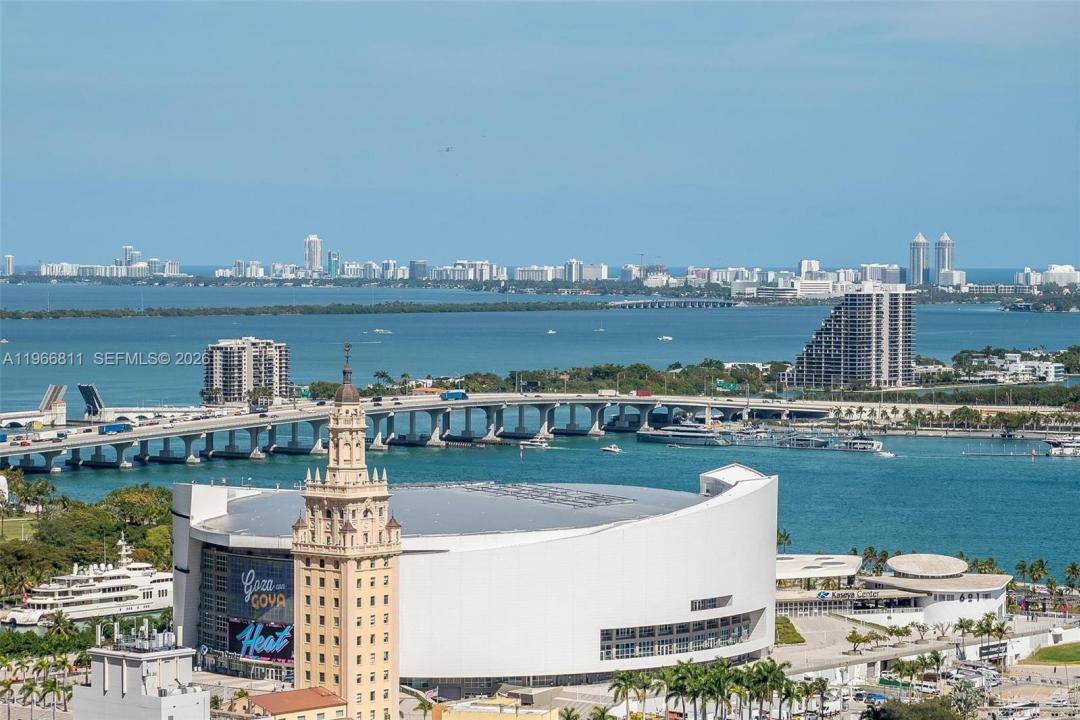 225 N Miami Ave 3307, Miami, Florida 33128, USA