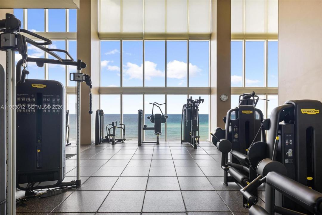1830 S OCEAN DR 3906, Hallandale Beach, Floride 33009, États-Unis