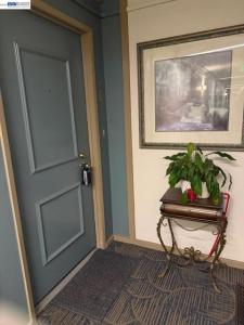 N Civic Dr, Walnut Creek, Kalifornia 94596, USA