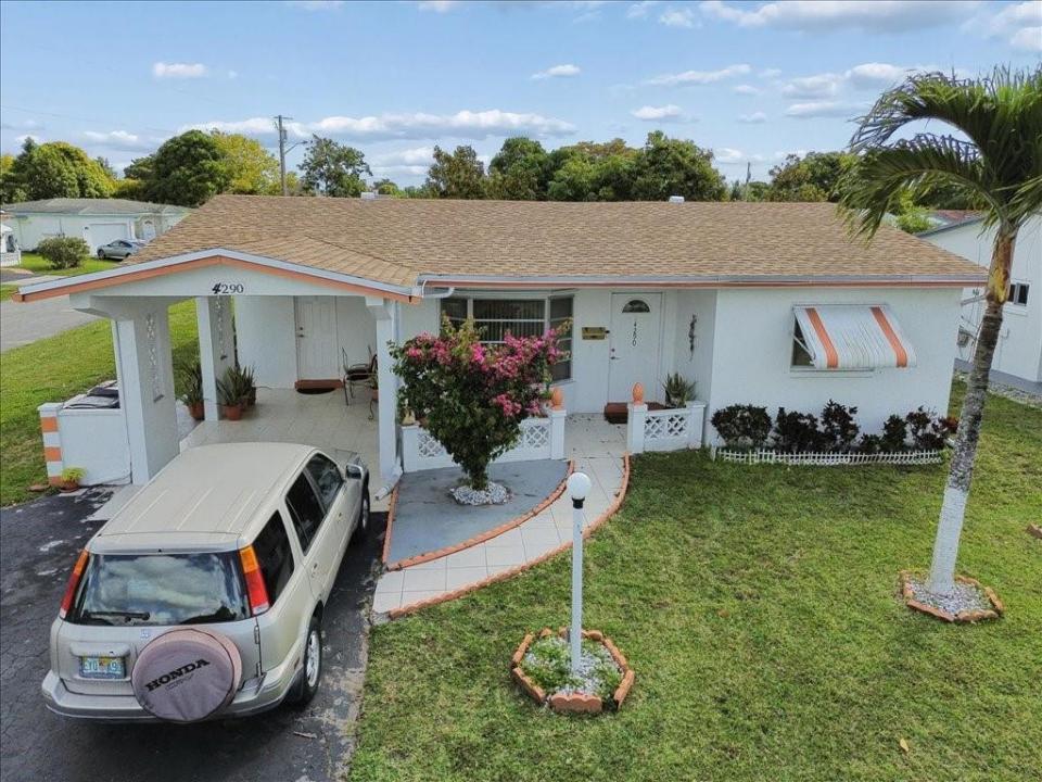 4290 NW 49th Terrace, Lauderdale Lakes, Florida 33319