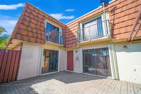 1171 SW 118th Ter, Davie, Florida 33325, USA