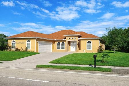 1711 SE Airoso Blvd, Port St. Lucie, Florida 34984, USA