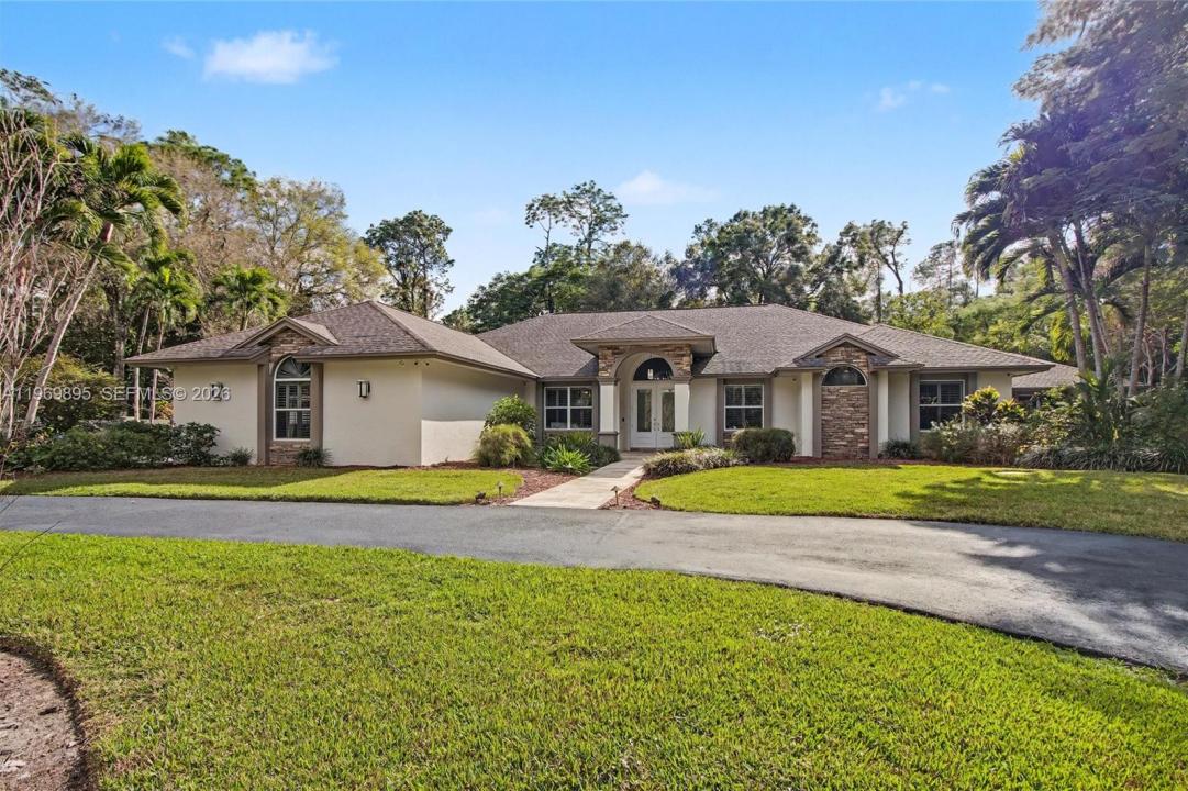 5186 Tallowood Way, Naples, Florida 34116