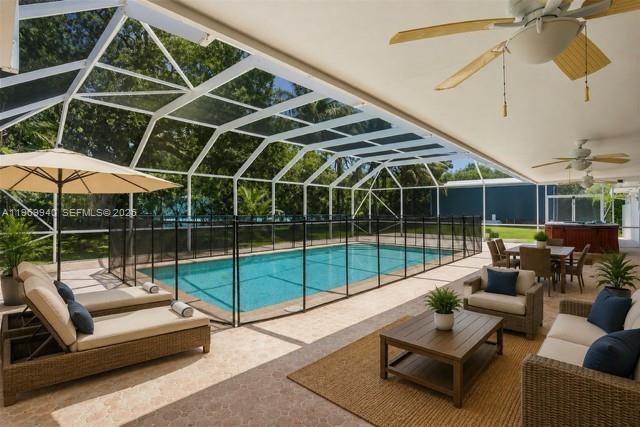 14721 SW 67th Ave, Coral Gables, Florida 33158, USA