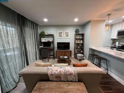 Walker Ave, Walnut Creek, Kalifornia 94596, USA