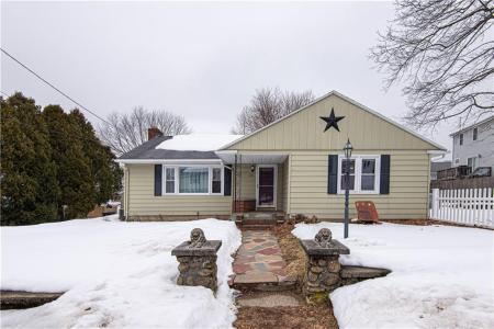 25 Weeks Street, Cumberland, רוד איילנד 02864, ארצות הברית של אמריקה 