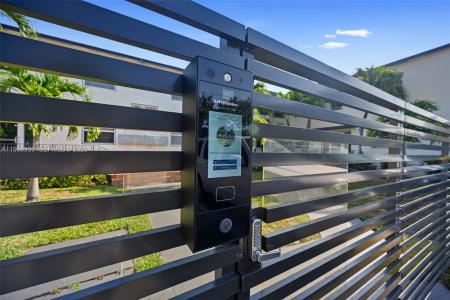 577 NE 82nd St 14, Miami, Florida 33138, USA