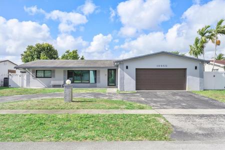 10950 NW 16th Ct, Pembroke Pines, Floride 33026, États-Unis