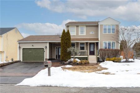 21 Sarah Lane, Warwick, RI 02889, USA