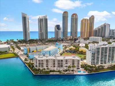 18260 N Bay Road 304, Sunny Isles Beach, Florida 33160