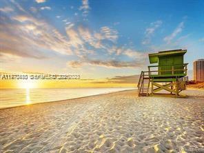 5445 Collins Ave 721, Miami Beach, Florida 33140, USA