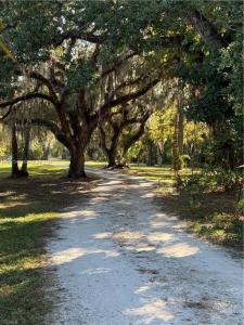 1345 Barrett Road, Florida 33903, USA
