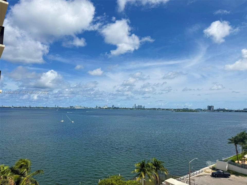 600 NE 36th St 820, Miami, Floride 33137, États-Unis