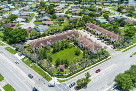 7651 N Pine Island Rd, Tamarac, 佛羅里達州 33321, 美國