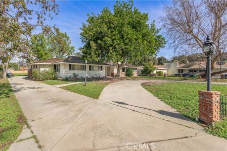 S Corrida, Covina, Californie 91724, États-Unis