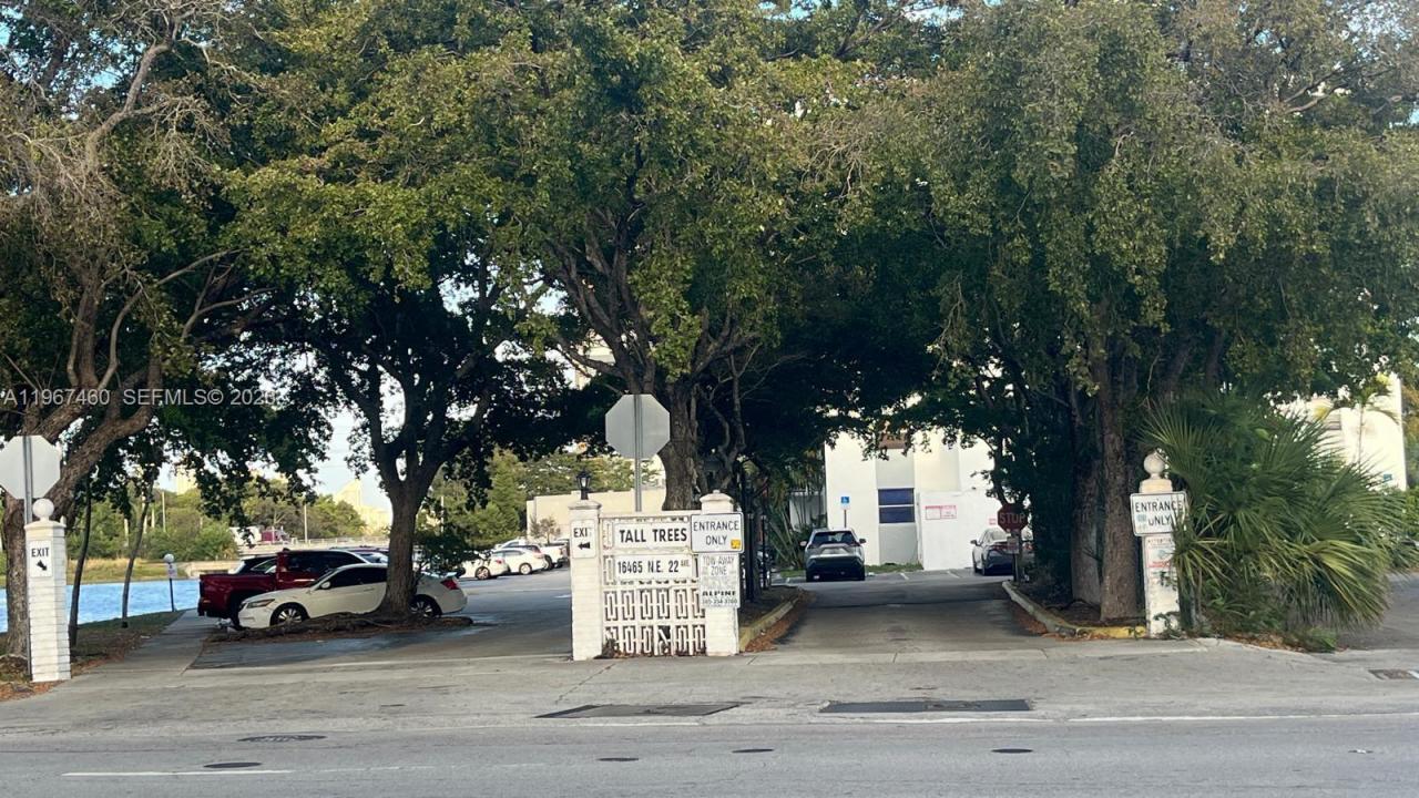 16465 NE 22nd Ave 514, North Miami Beach, Floride 33160, États-Unis