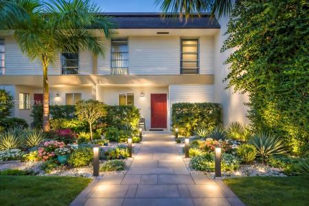 3321 Simms St 13B, Hollywood, Florida 33021, USA