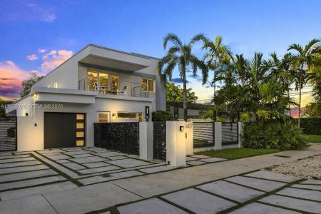 417 SW 15th St, Fort Lauderdale, Florida 33315, USA