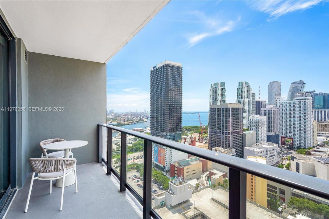 159 NE 6th St 2707, Miami, Flórida 33132, Estados Unidos