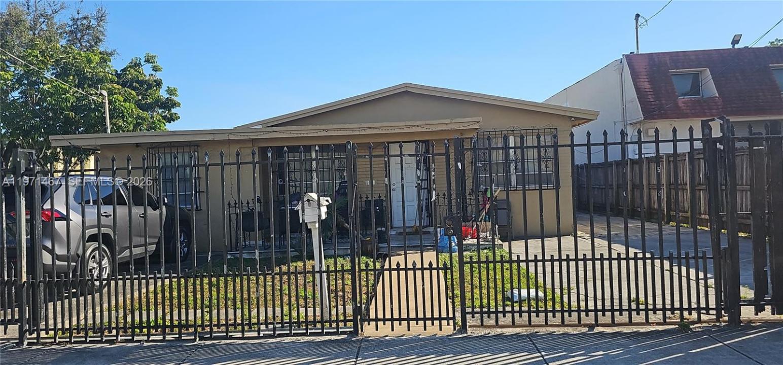 1920 NW 21st Ter, Miami, Florida 33142, USA