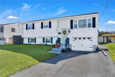 106 Stella Drive, North Providence, ロードアイランド 02911, アメリカ合衆国