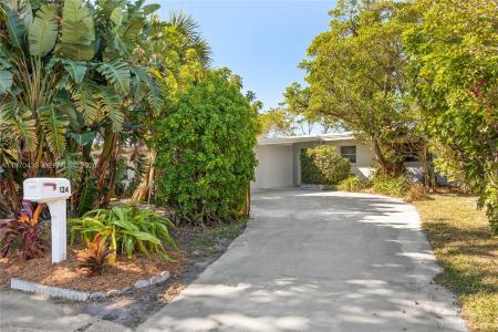 124 Aucila RD., Cocoa Beach, Floride 32931, États-Unis