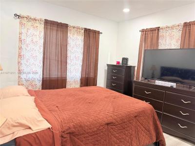 7102 NW 73rd St, Tamarac, Florida 33321, USA