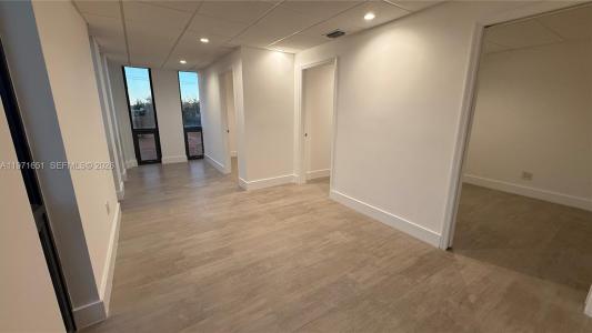 1900 SW 22nd St 300, Miami, Florida 33145, USA