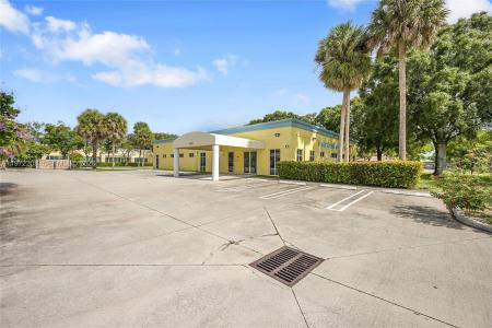 5205 Village Blvd, West Palm Beach, Floride 33407, États-Unis