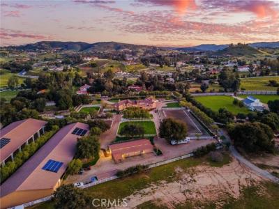 Avenida De Arboles, Murrieta, Californie 92562, États-Unis