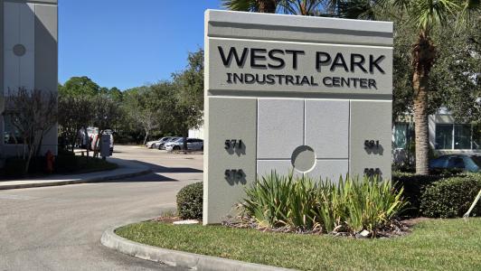 581 NW Mercantile Place 6, Port St. Lucie, Florida 34986