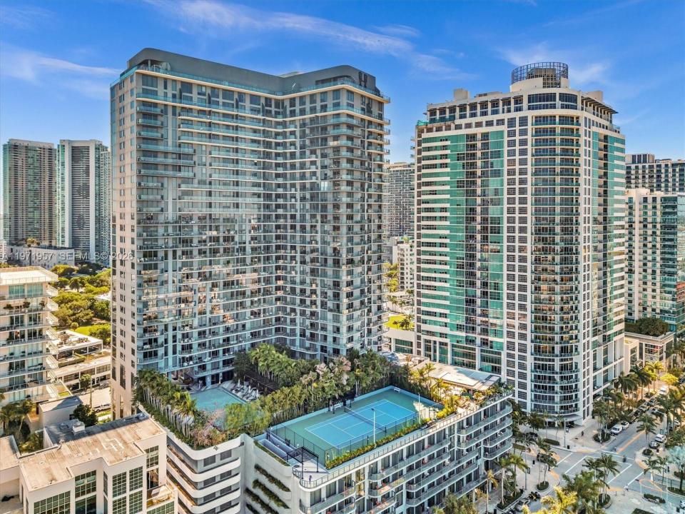 121 NE 34th St 2016, Miami, Florida 33137, USA