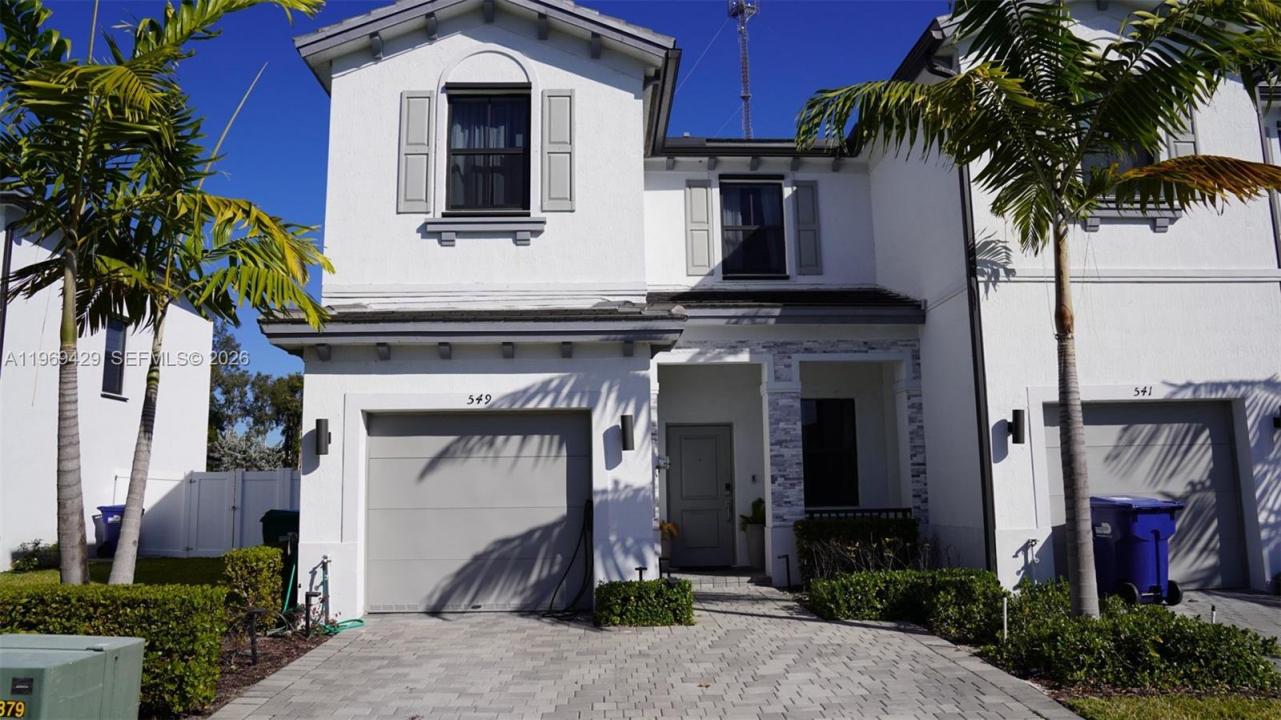 549 NW 204th St, Miami Gardens, Florida 33169