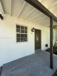 5264 NE 15th Ave, Pompano Beach, Florida 33064, USA