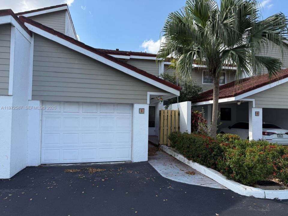 2700 N 34th Ave I, Hollywood, Florida 33021, USA