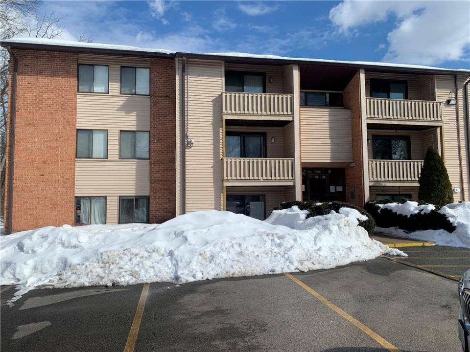 1139 Hartford Avenue 5A, Johnston, Rhode Island 02919, États-Unis