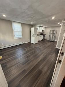 10 South Street 1 L, Pawtucket, RI 02860, USA