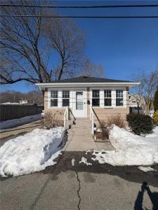 39 Mawney Avenue, Warwick, רוד איילנד 02889, ארצות הברית של אמריקה 