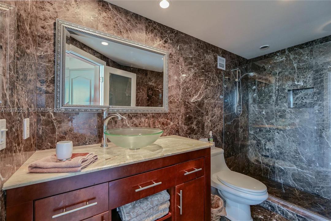 1620 S Ocean Blvd 16-J, Lauderdale By The Sea, Floride 33062, États-Unis