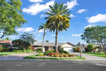 10765 NW 9th Court, Coral Springs, 佛罗里达州 33071, 美国