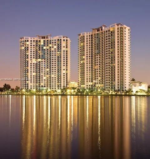 2641 N Flamingo Rd TH5N, Sunrise, Florida 33323, USA