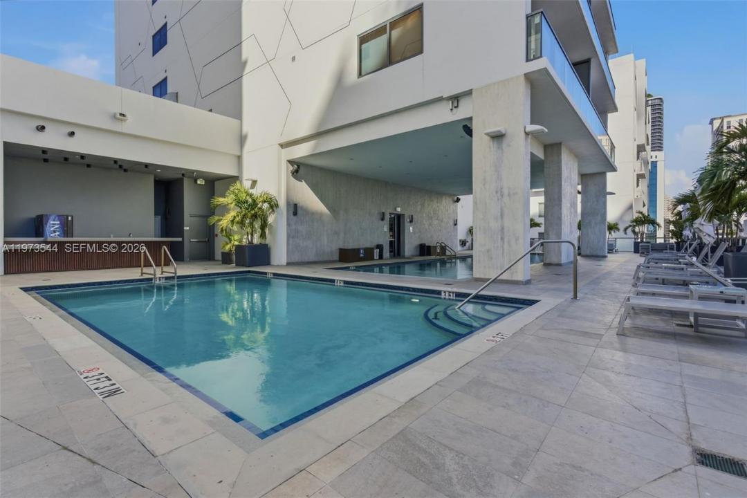 229 SW 9th St 407, Miami, Floride 33130, États-Unis