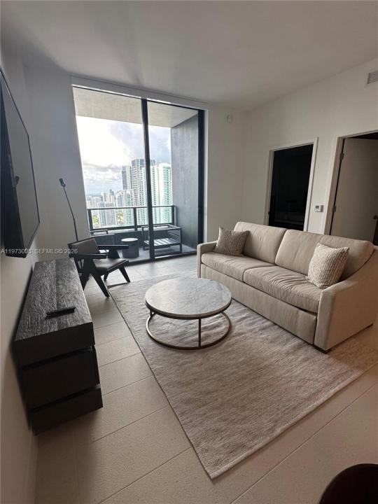 159 NE 6th St 4811, Miami, Florida 33132, Stati Uniti