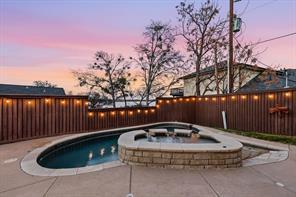 6 Horseshoe Drive, Highland Village, Teksas 75077, Amerika Birleşik Devletleri