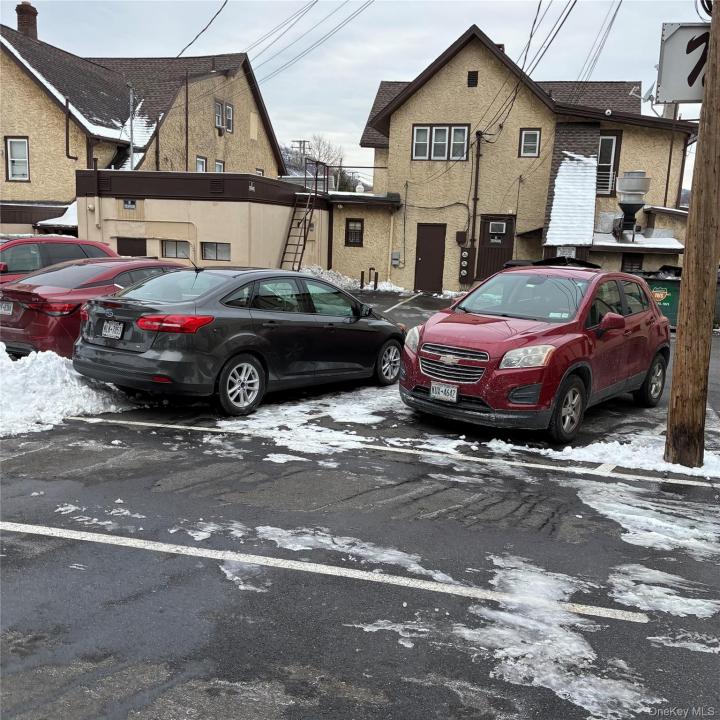 20-28 Chestnut Street, Ramapo, New York 10901, USA