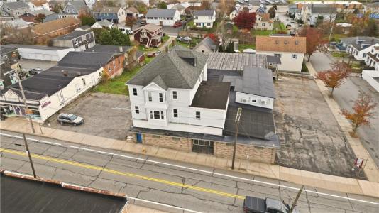 42 Main Road, Tiverton, RI 02878, USA